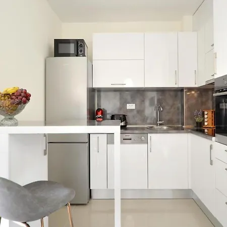 Sunshine شقة تروغير